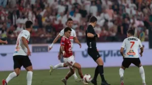 تأثير إيقاف «قيد الزمالك» على تعثر صفقة الأهلي والنتائج المحتملة على سوق الانتقالات